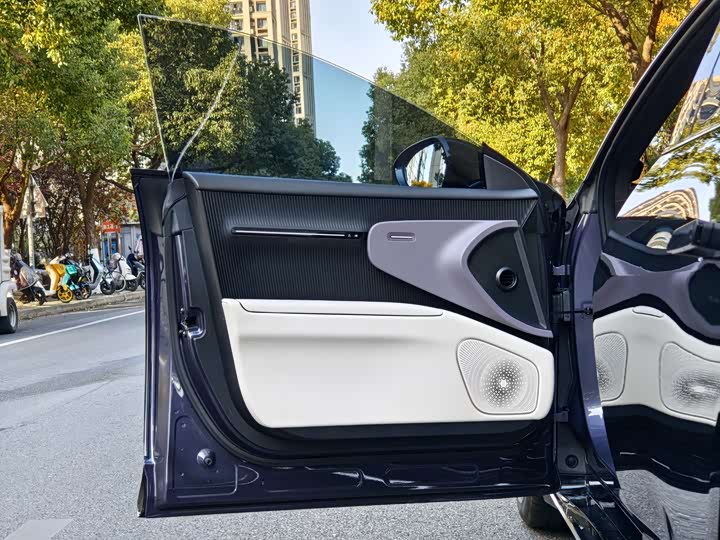 Фото 6 - Avatr 12