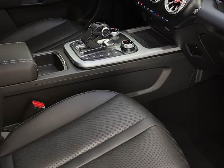 Фото 9 - Tank 300