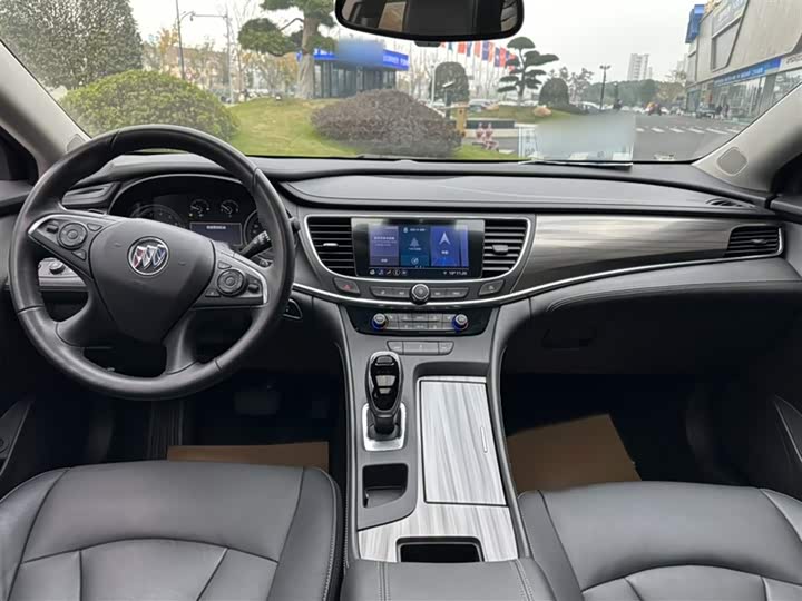 Фото 12 - Buick LaCrosse