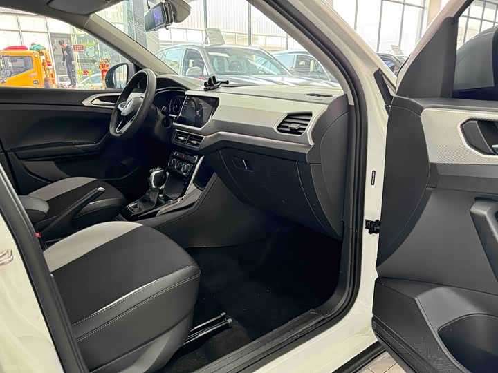 Фото 13 - Volkswagen Tacqua