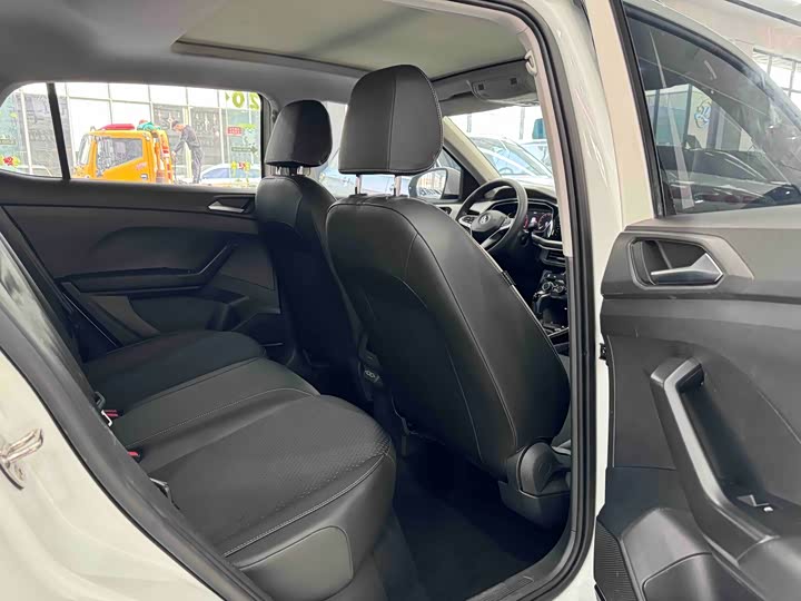 Фото 14 - Volkswagen Tacqua