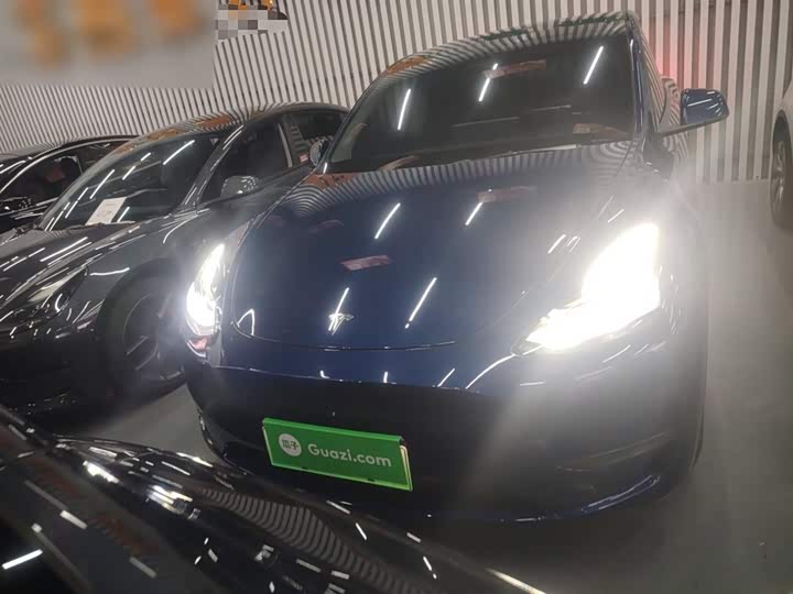 Фото 3 - Tesla Model Y