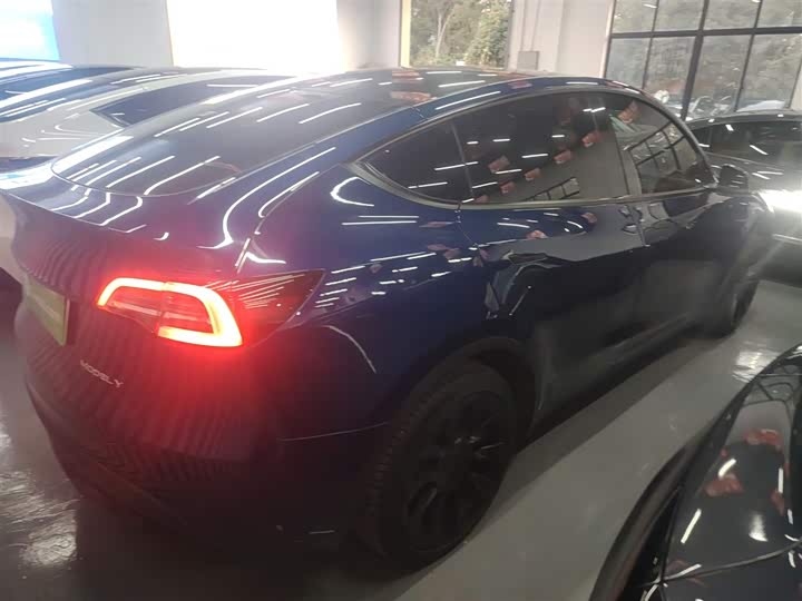 Фото 7 - Tesla Model Y