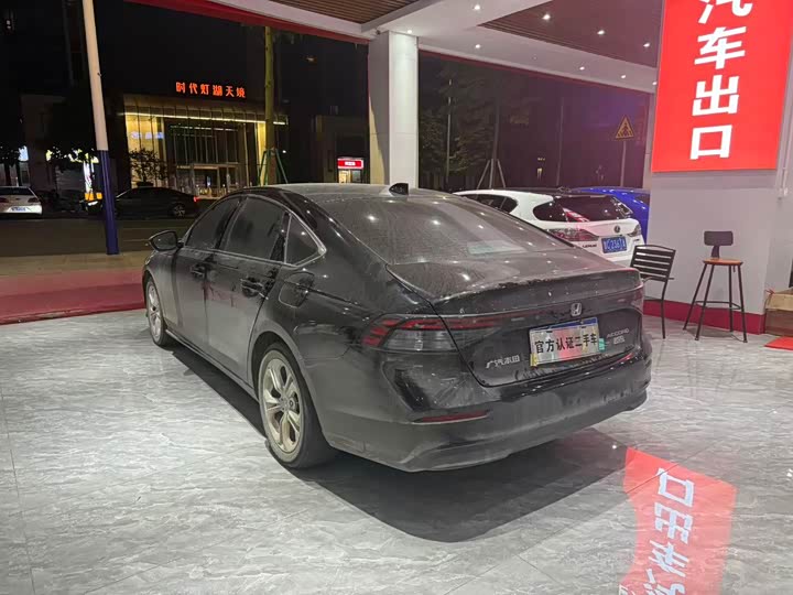 Фото 7 - Honda Accord