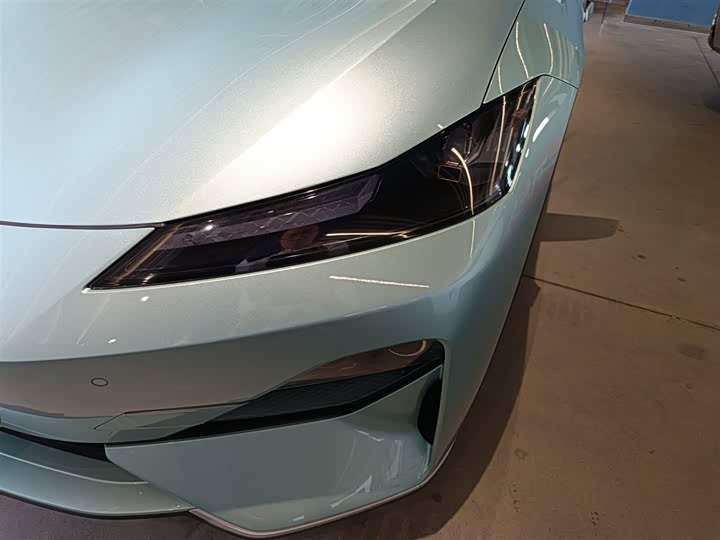 Фото 15 - Changan Deepal SL03