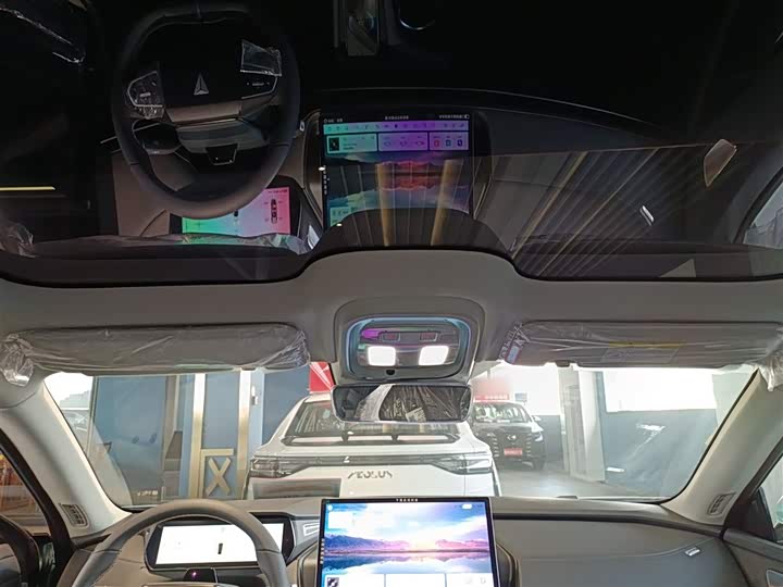 Фото 8 - Changan Deepal SL03