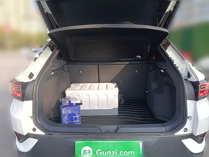 Фото 10 - Volkswagen ID.4 Crozz