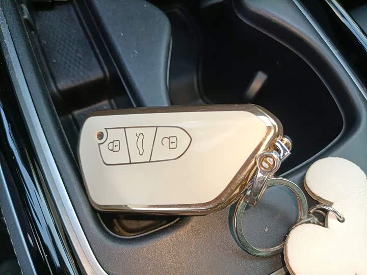 Фото 12 - Volkswagen ID.4 Crozz