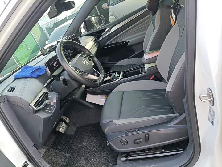 Фото 8 - Volkswagen ID.4 Crozz