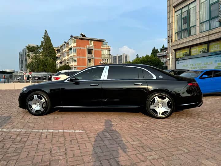 Фото 3 - Mercedes-Benz Maybach S-Class