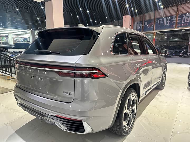 Фото 6 - Geely Monjaro