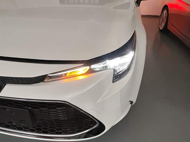 Фото 24 - Toyota Levin