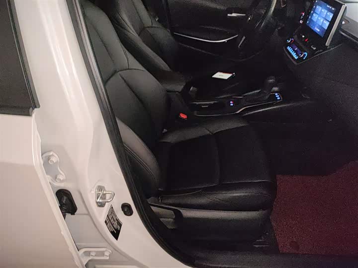 Фото 25 - Toyota Levin