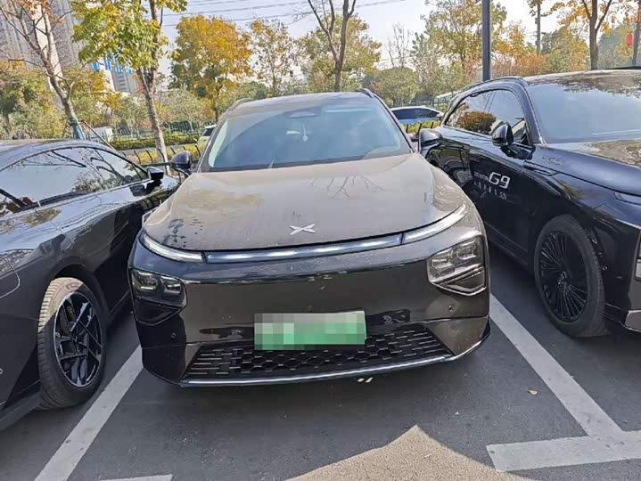 Фото 2 - XPeng G9