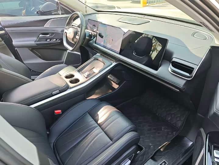 Фото 6 - XPeng G9