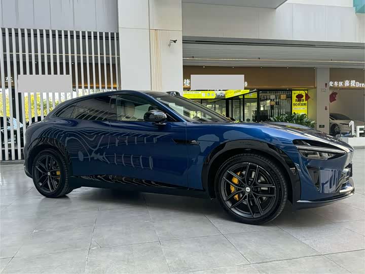 Фото 3 - Xiaomi YU7