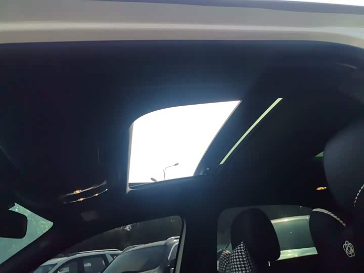 Фото 18 - Mercedes-Benz A-Class