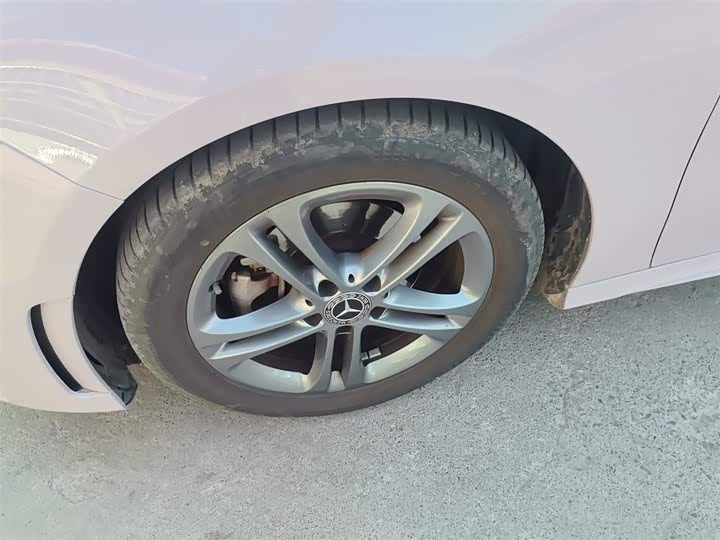 Фото 23 - Mercedes-Benz A-Class