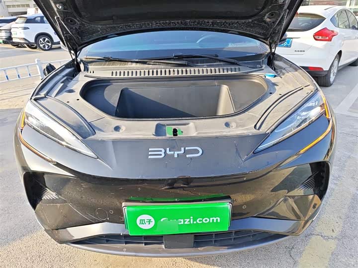 Фото 20 - BYD Sea Lion 07 EV