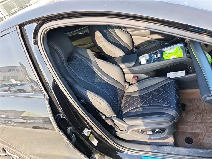 Фото 25 - BYD Sea Lion 07 EV