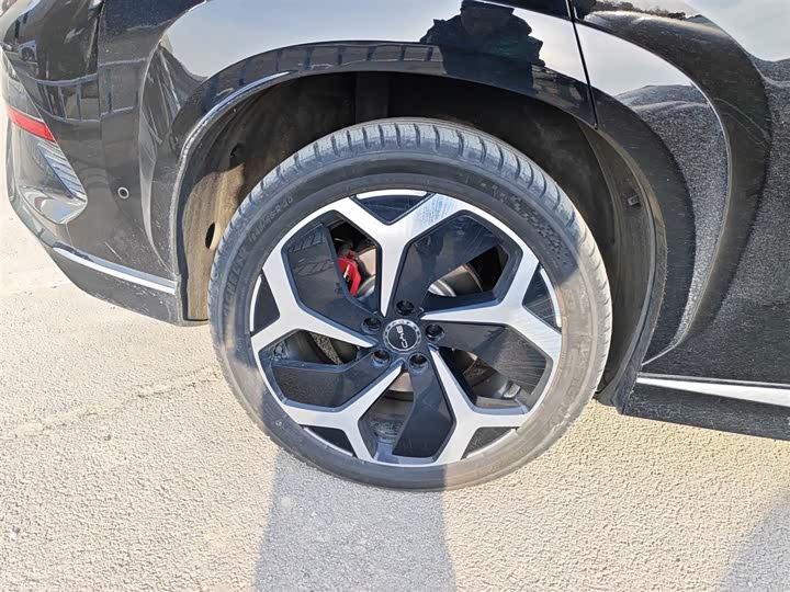 Фото 26 - BYD Sea Lion 07 EV