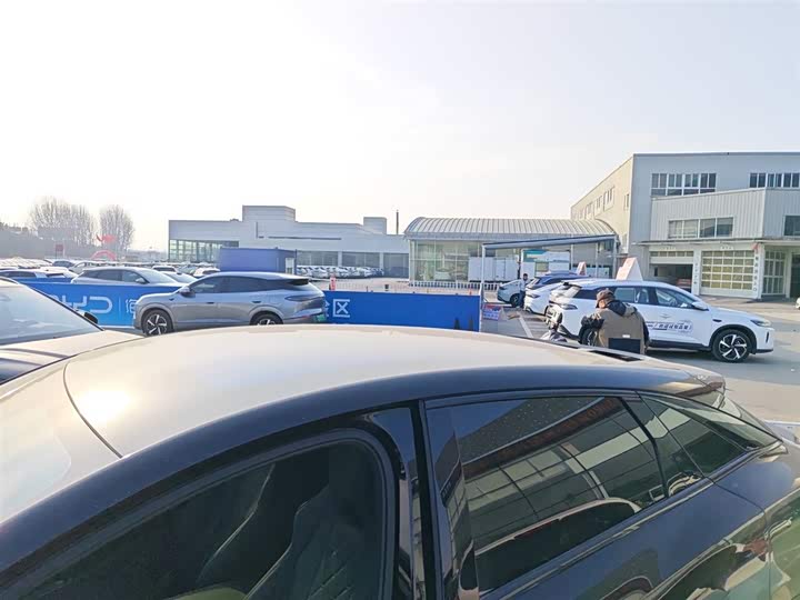 Фото 27 - BYD Sea Lion 07 EV