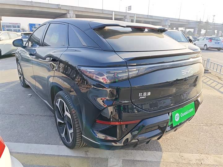 Фото 5 - BYD Sea Lion 07 EV