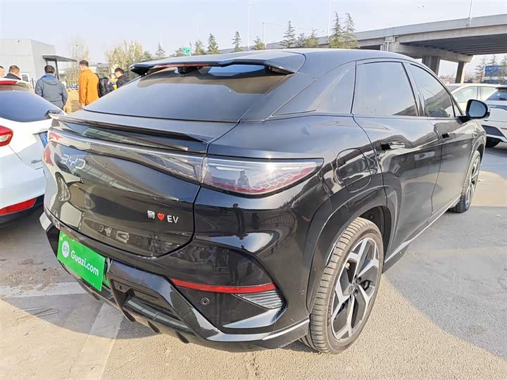 Фото 7 - BYD Sea Lion 07 EV