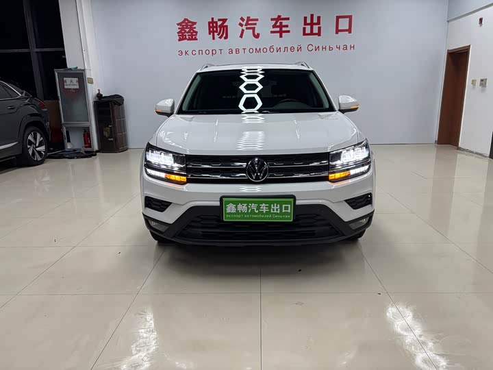 Фото 1 - Volkswagen Tharu