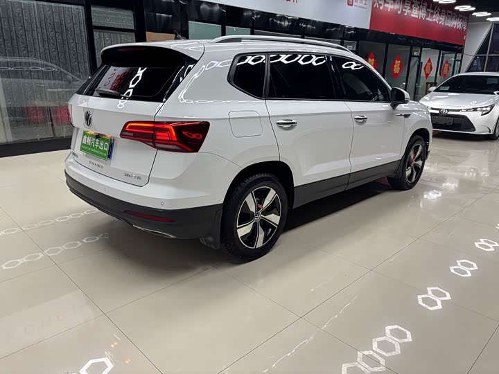 Фото 5 - Volkswagen Tharu