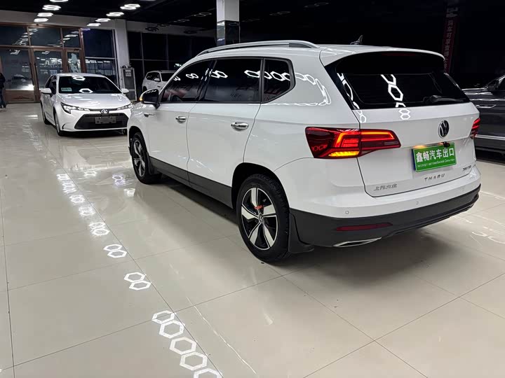 Фото 7 - Volkswagen Tharu