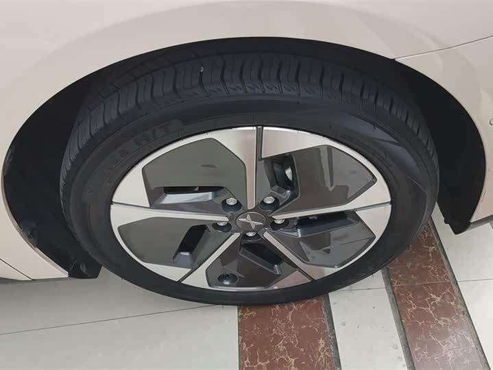 Фото 6 - XPeng Mona M03