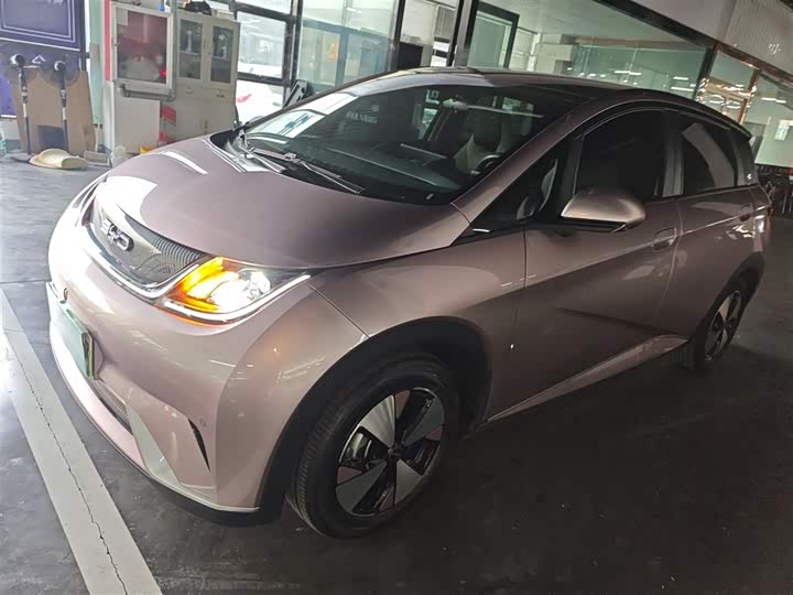 Фото 1 - BYD Dolphin