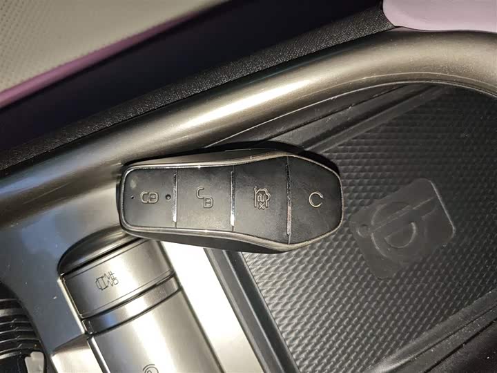 Фото 9 - BYD Dolphin