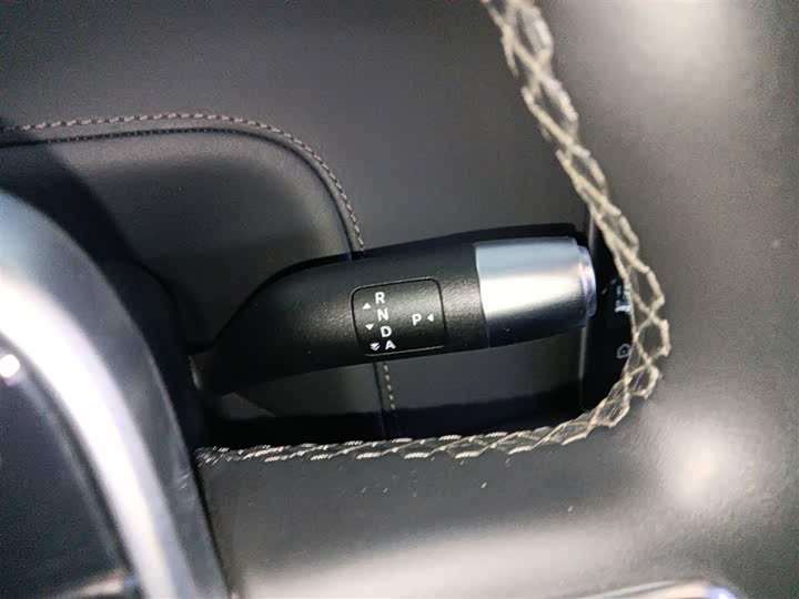 Фото 14 - LiXiang L9