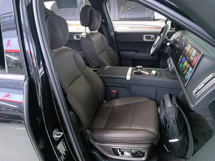 Фото 25 - LiXiang L9