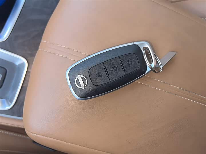 Фото 11 - Nissan Teana