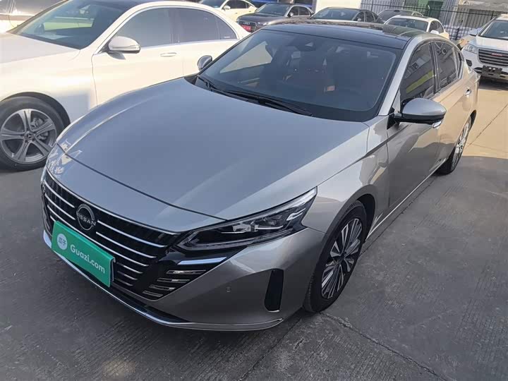 Фото 2 - Nissan Teana