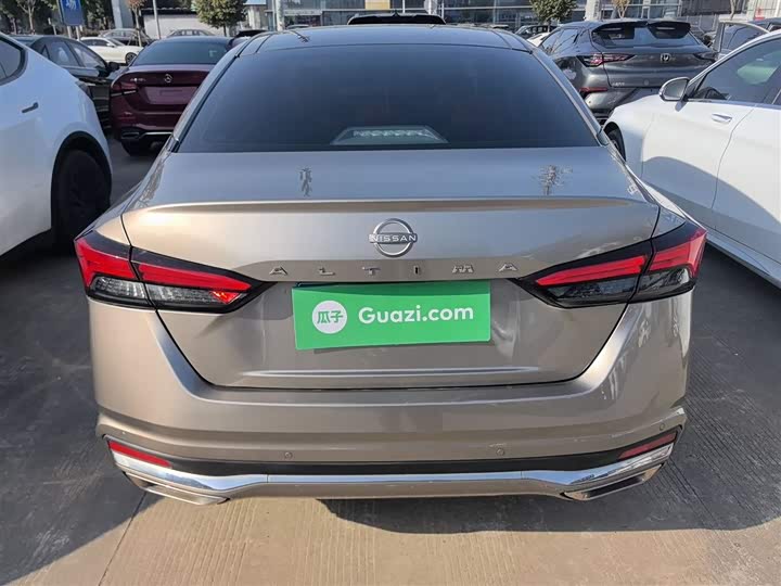 Фото 22 - Nissan Teana