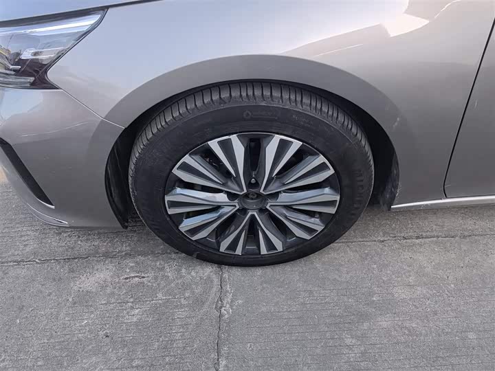 Фото 25 - Nissan Teana