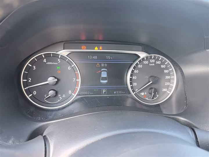 Фото 4 - Nissan Teana