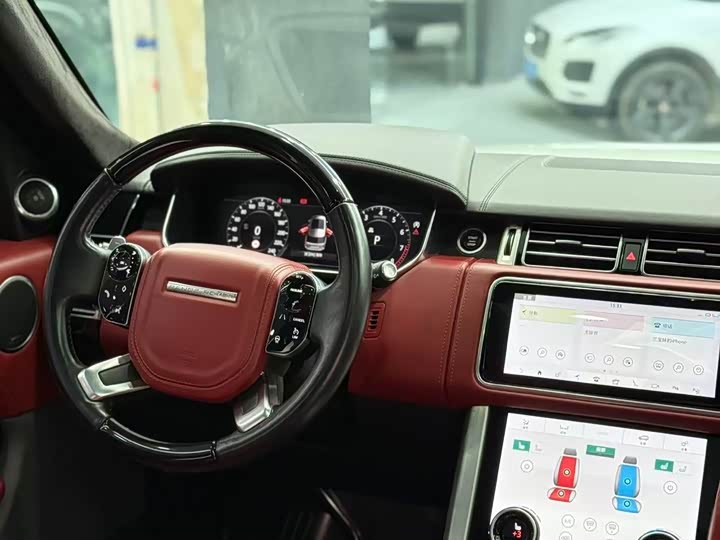 Фото 8 - Land Rover Range Rover