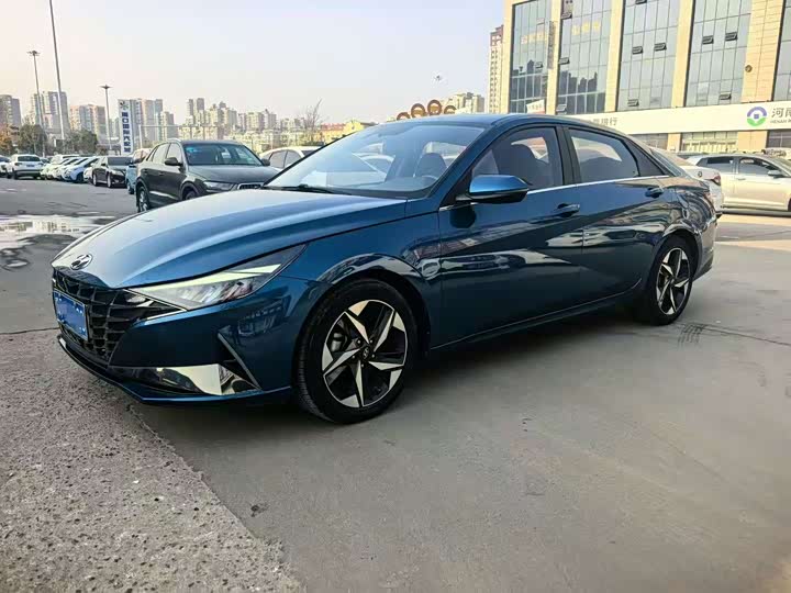 Фото 1 - Hyundai Elantra N line