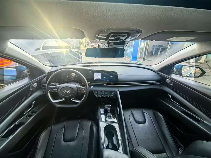 Фото 4 - Hyundai Elantra N line