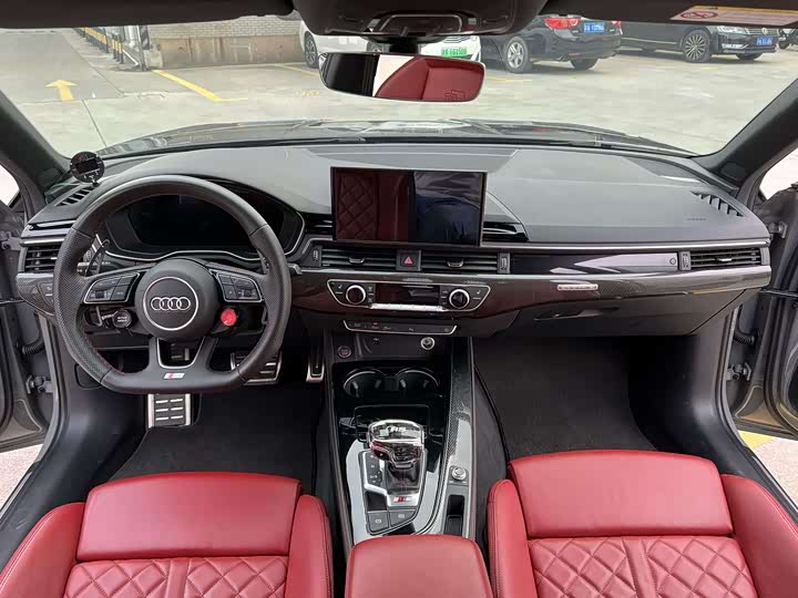 Фото 20 - Audi S4