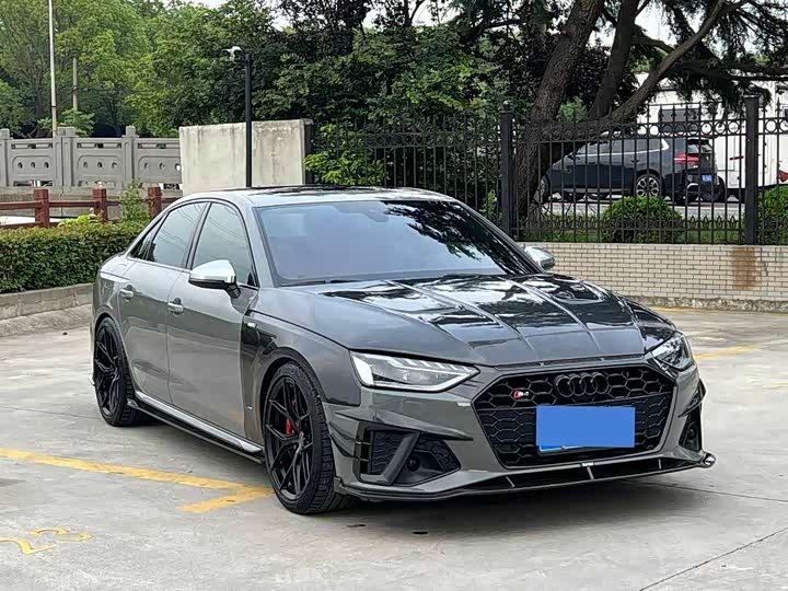 Фото 3 - Audi S4