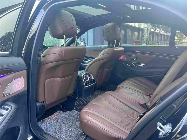 Фото 7 - Mercedes-Benz S-Class