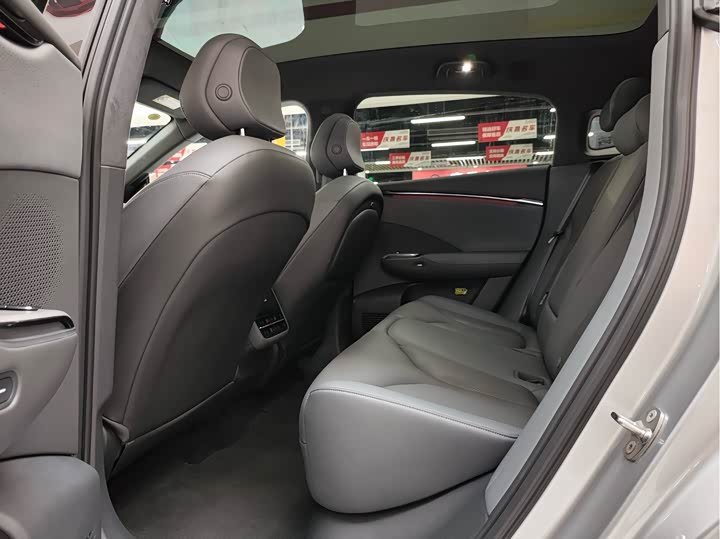 Фото 14 - XPeng G7