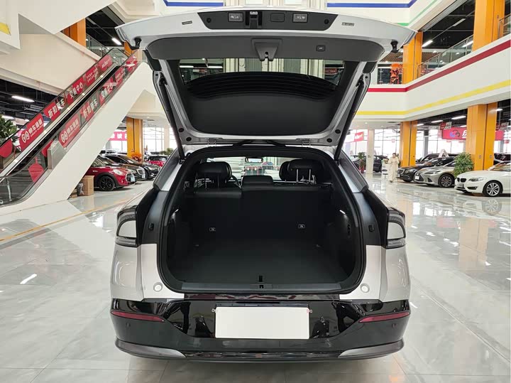 Фото 8 - XPeng G7