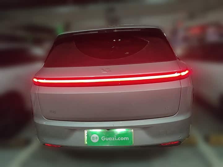 Фото 27 - LiXiang L7